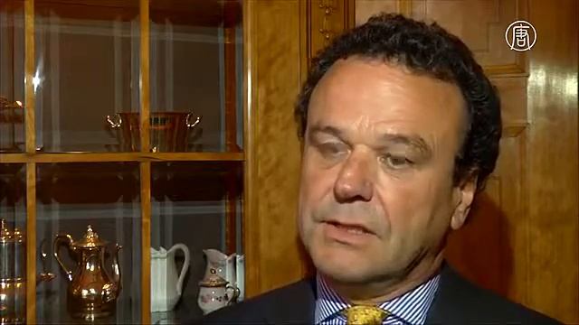 Редчайшие бриллиант и рубин продадут на аукционе Sotheby's смотреть онлайн