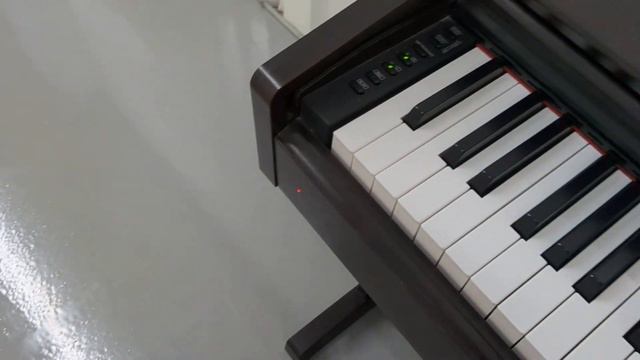 Yamaha Arius YDP-143 digital piano in dark rosewood finish stock number 23055 смотреть онлайн