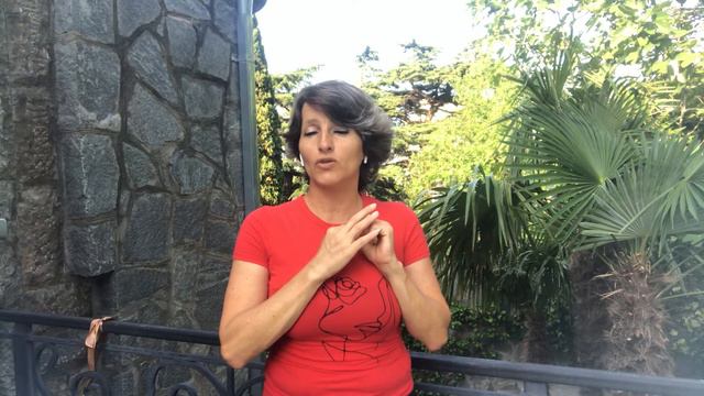 Как заставить сотрудников улыбаться смотреть онлайн