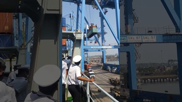 Container Loading | JNPT | Navi Mumbai смотреть онлайн
