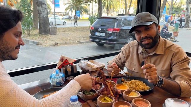 Pakistanis trying TURKISH Steamed Beef | First mosque of Turkey, Galata Tower Istanbul🇹🇷 Ep13[CC] смотреть онлайн