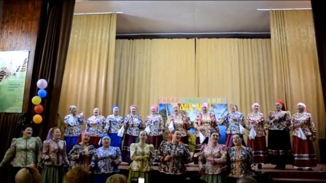 с.Замьяны Думка и Горлица "Всё б я по горенке ходила" смотреть онлайн