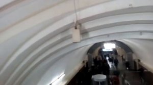 Москва 868 станция метро Добрынинская осень день