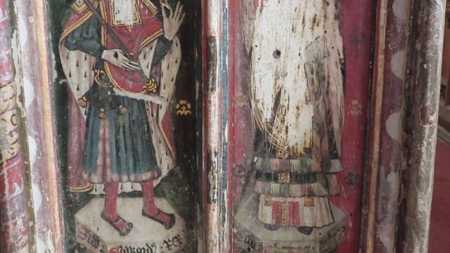 Iconoclasm - The rood screen at North Burlingham in Norfolk damaged by Protestant iconoclasts. смотреть онлайн