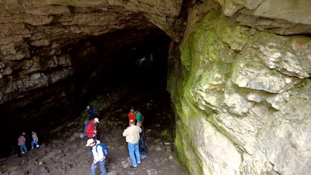 Порожская ГЭС, пещера Кургазак, сухие водопады и большие Айские притесы - Осенняя экскурсия смотреть онлайн