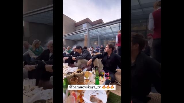 Юлия Барановская отметила День Рождения с любимым человеком во дворе своего особняка. смотреть онлайн