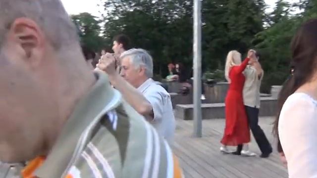 Вальс Бостон в парке Горького www.rpu-dance.ru смотреть онлайн
