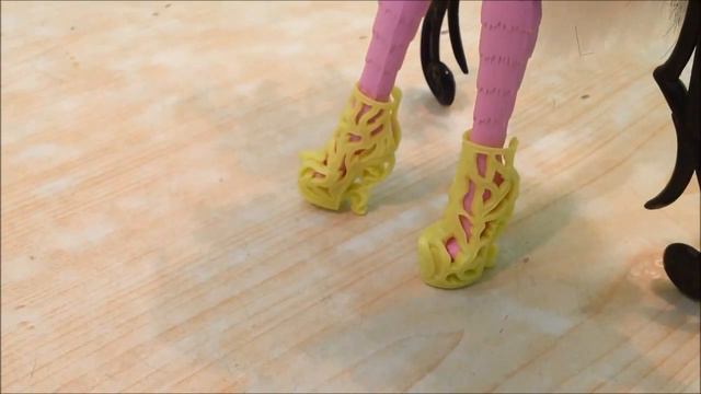 Monster High Bonita Femur Freaky Fusion обзор на русском смотреть онлайн