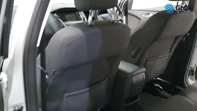 FORD FOCUS 1 0 TITANIUM 5d 124 BHP смотреть онлайн