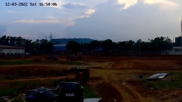 Hikvision 25X PTZ Zooming View смотреть онлайн