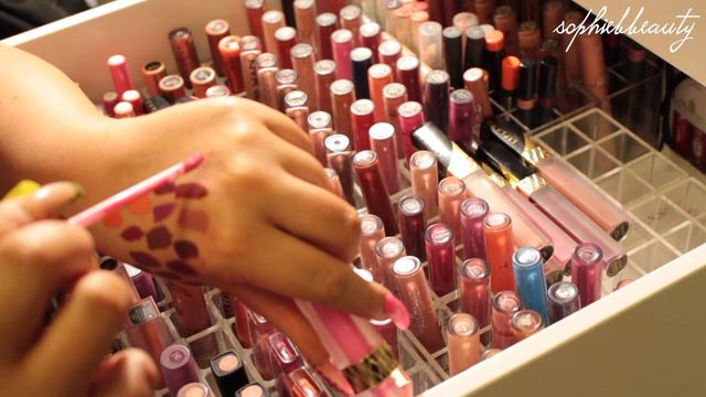 DECLUTTER SERIES | LIQUID LIPSTICKS! | SophieBBeauty смотреть онлайн