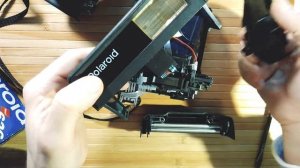 Разборка динозавра polaroid 636