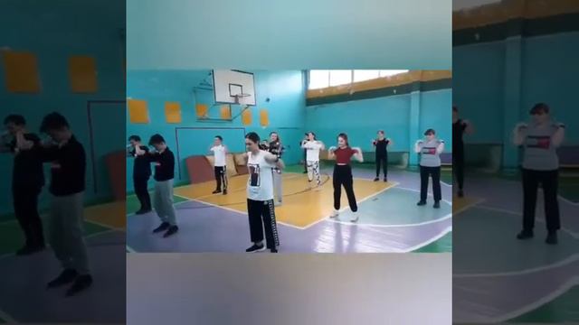 #ЗаочноНаЗарядке,#Пролетарский,#МБОУ ДОД "Дом детского творчества Пролетарского района г.Донецка" смотреть онлайн