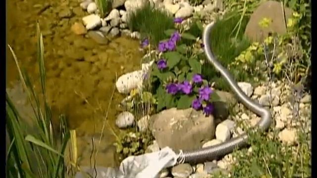 Илосос для очистки пруда Gardena.avi смотреть онлайн