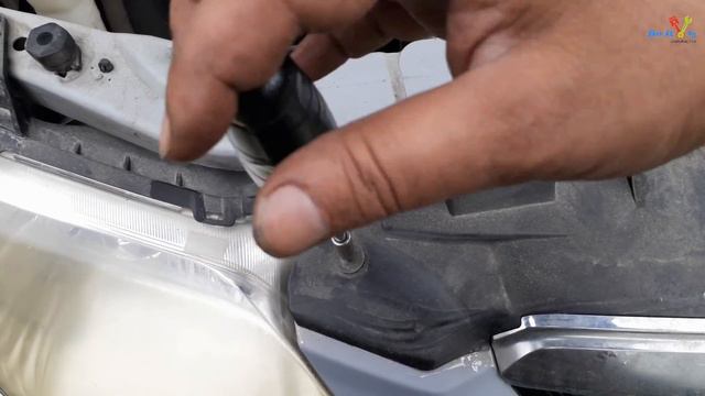 How To Remove Front Bumper Cover On Mazda MPV смотреть онлайн