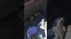 Пежо 206. Решение хруста при открытии двери!!!