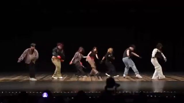 My k-pop dance performance ! смотреть онлайн