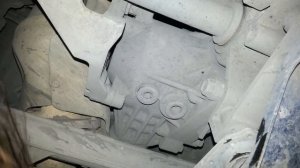 Замена масла в раздатке и заднем мосту Nissan X Trail II