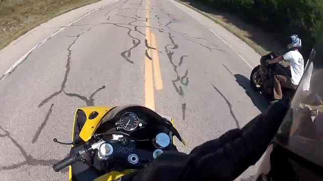 04' ZX10R vs 06' R1 смотреть онлайн