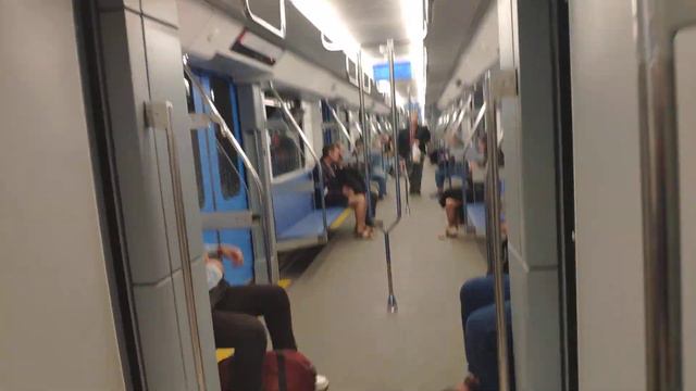 Пятивагонный Stadler в Минском метрополитене смотреть онлайн