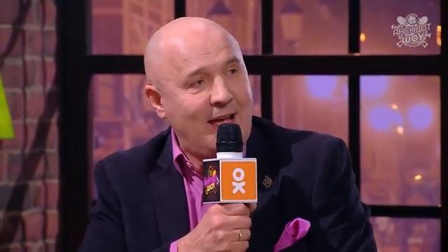 Николай Лукинский рассказывает анекдот про 4 пассажиров в поезде!) смотреть онлайн