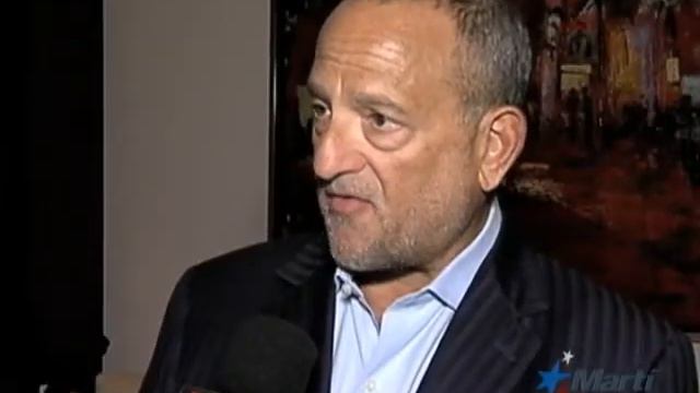 El caso de Alan Gross sale a relucir en la audiencia de... смотреть онлайн