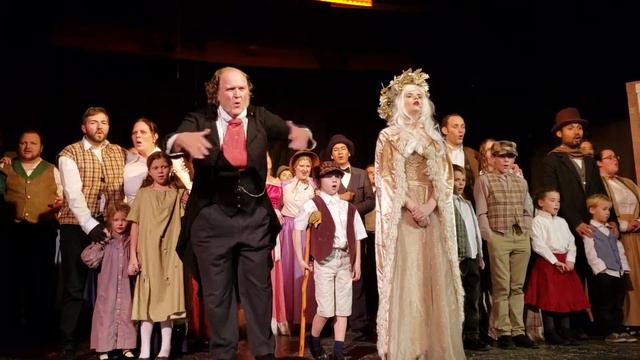 Ghost of Christmas past...A Christmas Carol...Katie Buell смотреть онлайн