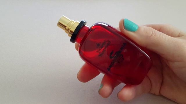 Покупка без за теста #Anglomania , Vivienne Westwood смотреть онлайн