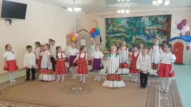 "Ой, блины" р.н.п. исполняют участники ансамбля "Фольклорная азбука" смотреть онлайн