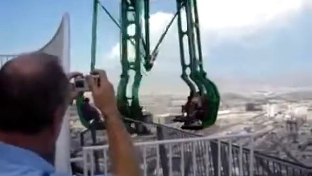 Вот это выброс адреналина!!!! клевый аттракцион!!! смотреть онлайн