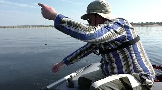 Рыбалка в Шторм. ЛЕЩ дуреет от этой НАЖИВКИ. Ловля леща на кольцо. Рыбалка на Волге смотреть онлайн