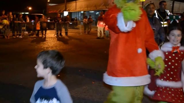 Christmas parade-2017. Houma (Louisiana, America). Poждественский парад. смотреть онлайн