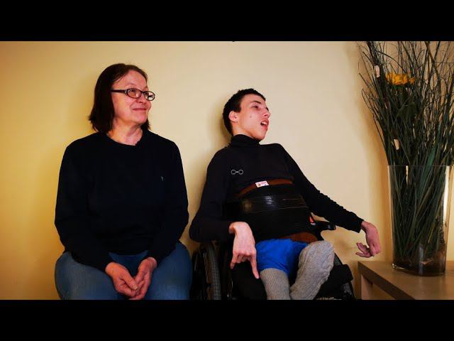 ДЦП. Вывих тазобедренного сустава. Реабилитация с методом Лоскутовой БФМ. смотреть онлайн