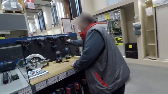 В ПОИСКЕ ШУРУПОВЕРТА ДЛЯ ЛЕДОБУРА по строительным супермаркетам Харькова. ШУРУПОВЕРТ для РЫБАЛКИ смотреть онлайн