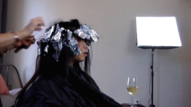 Sombre 101 // Hair Color Teasing Tutorial // Step by Step DIY Hair Tipping // Daniella Benita смотреть онлайн