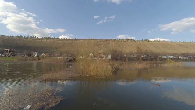 Спонтанная весенняя рыбалка на Федоровских лугах смотреть онлайн