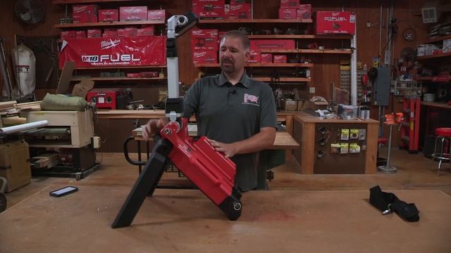 Milwaukee Dual Rocket Light, Their Best Keep Secret? смотреть онлайн