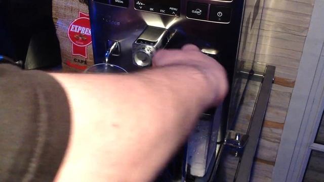 saeco exprelia (capuchino) смотреть онлайн