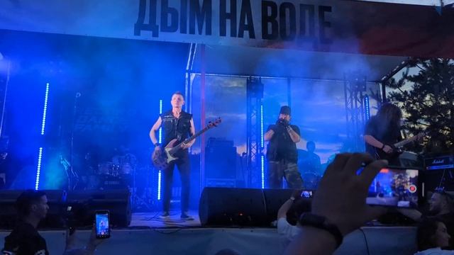 Артур Беркут @ArthurBerkutOfficial  - Химера @ Дым на воде (02.07.2022, Нижний Новгород) смотреть онлайн