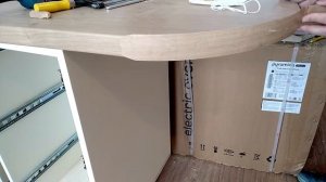 Как поклеить кромку на столешницу.