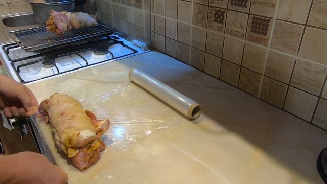 ДОМАШНЯЯ ВЕТЧИНА|РУЛЕТ ИЗ РУЛЬКИ смотреть онлайн