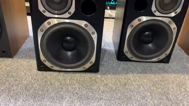 Loa bookshel kenwood ls-11..cực đẹp,nghe chất..giá-3,5tr..mời ae..0983883030 смотреть онлайн