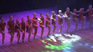 Дорогою добра. Танец в исполнении Карт-Бланш.