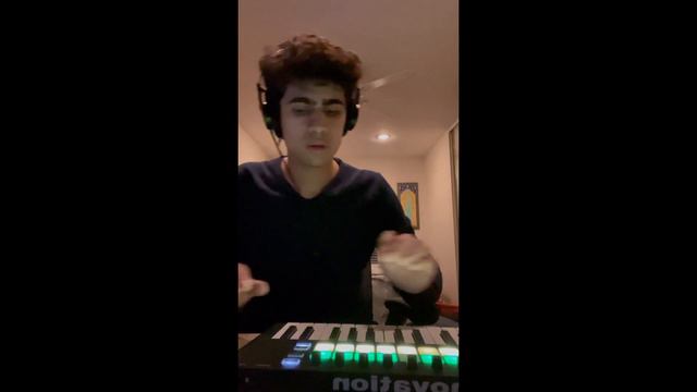 live looping session 1 - Ableton and Novation Launchkey mini mk3 смотреть онлайн