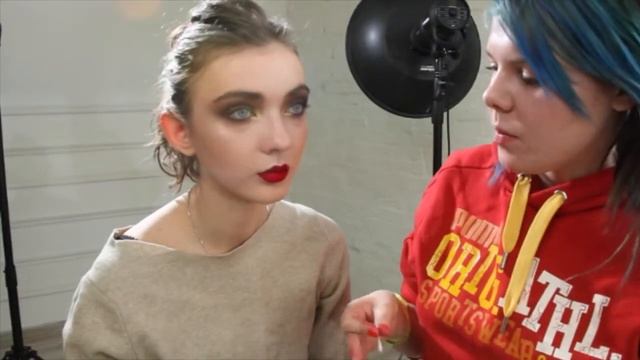 Макияж в стиле фэшн. Часть 1 (губы) смотреть онлайн
