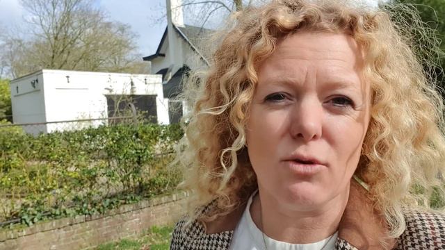 Verliefd op een ander? Dat zet je wereld flink op z'n kop смотреть онлайн