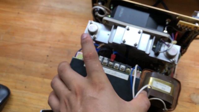 Old lab DC power supply 110V-3A смотреть онлайн