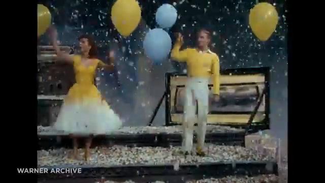 Debbie Reynolds and Bob Fosse - Give A Girl A Break 1953 – Balloon Dance смотреть онлайн