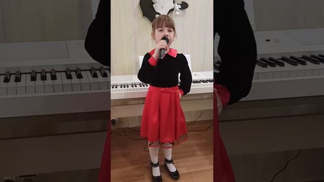 "Песня Кота Леопольда".Исполняет Устюгова Настя. смотреть онлайн