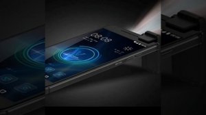 Смартфон с проектором